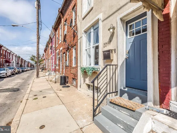 2017 Pierce St, Philadelphia, PA 19145