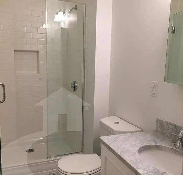 65 Langdon St #5 — Photo 11