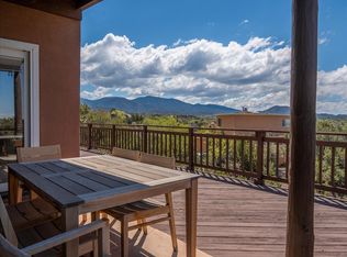 402 Vera Dr, Santa Fe, NM 87501