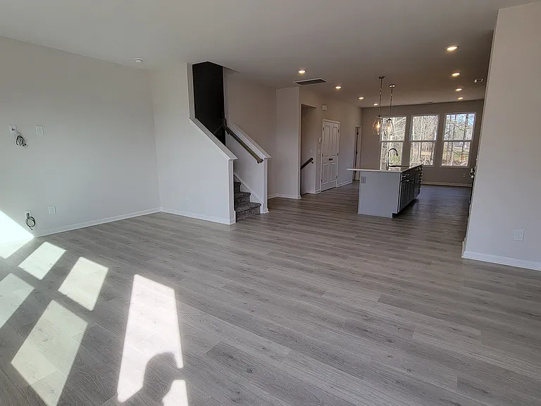 2354 Donnelly Hills Ln — Photo 9