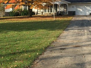 4058 14th St, Wayland, MI 49348