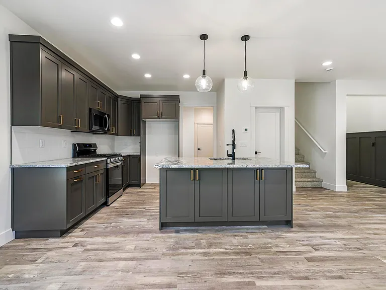 632 Cheri Ct — Photo 9