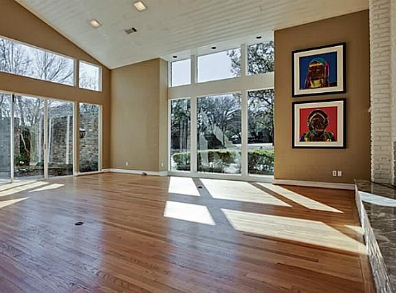 5th image of 6015 Club Oaks Dr