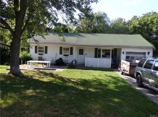 6 Hawthorne Dr, Monroe, NY 10950