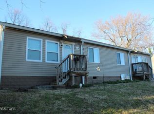 120 N Jefferson Cir, Oak Ridge, TN 37830