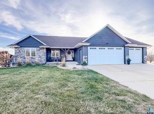 25785 Frederick Cir, Renner, SD 57055