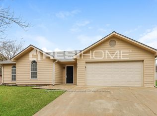 5747 Mistyview Dr, Rex, GA 30273