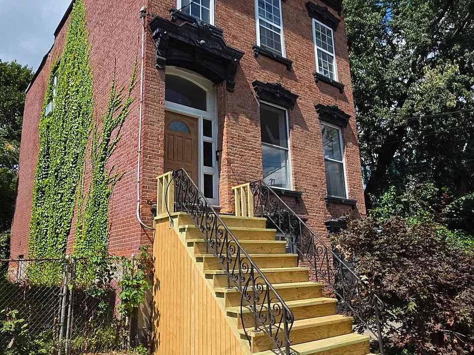 536 N Pearl St