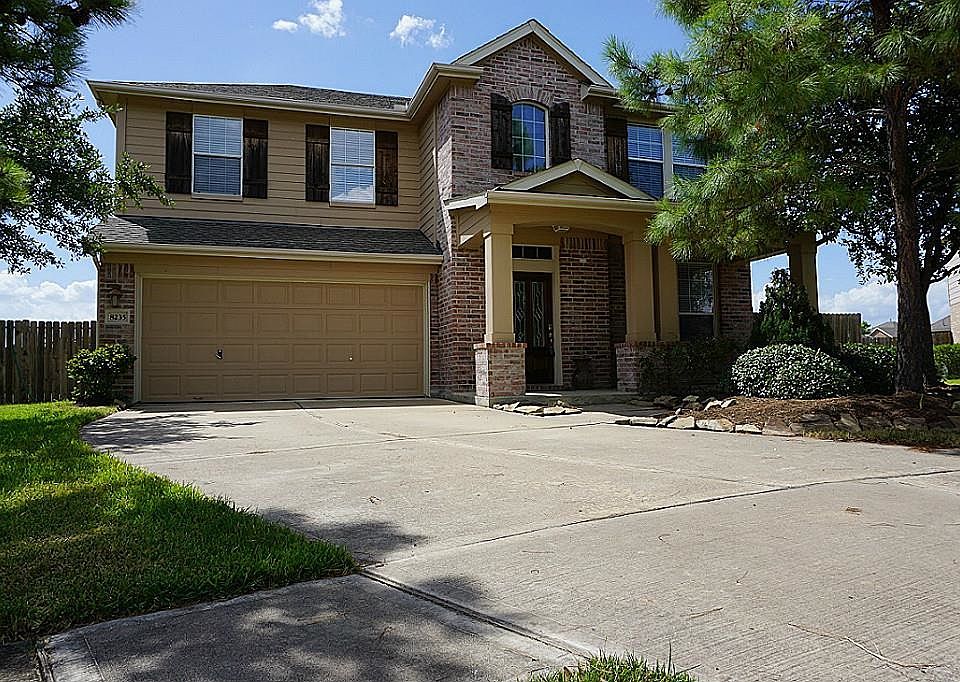 1st image of 8235 Stratford Canyon Dr
