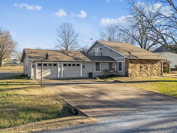 4th image of 1065 Deer Crk