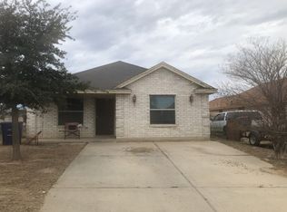 4446 Vientos Rd, Laredo, TX 78046
