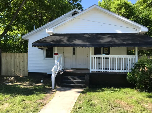 203 Charlotte Ave, Suffolk, VA 23434