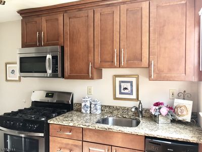 417 Morris Ave APT 44, Summit, NJ, 07901