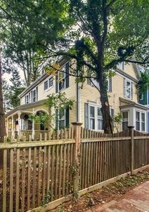 33 Hurlbut St, Cambridge, MA, 02138