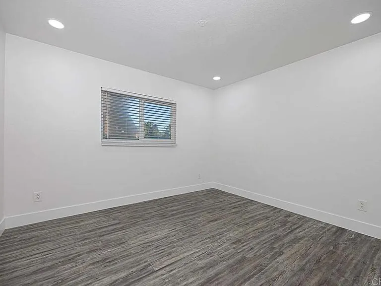 522 Calle Montecito #113 — Photo 5