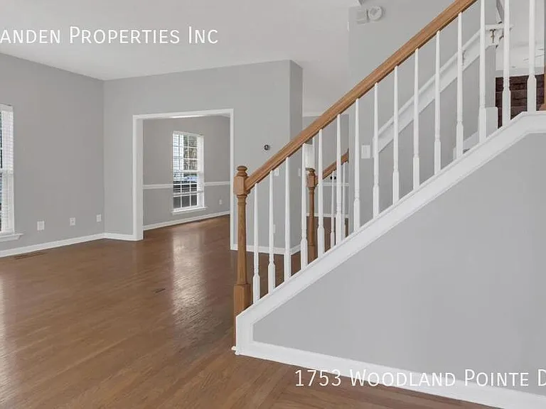 1753 Woodland Pointe Dr — Photo 6