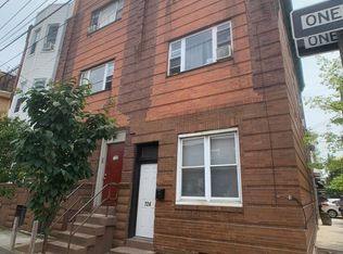 724 Tasker St #3, Philadelphia, PA 19148