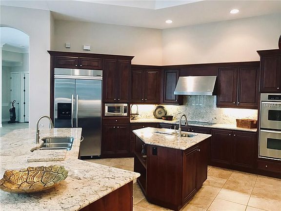 5th image of 2919 Grey Oaks Blvd