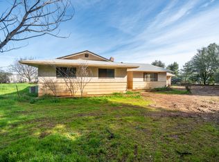 8743 Airport Rd, Redding, CA