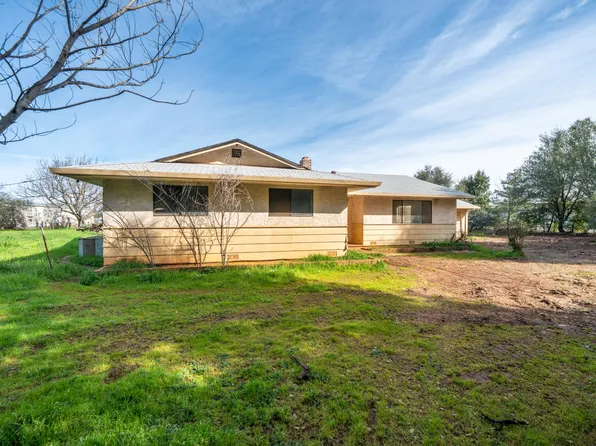 8743 Airport Rd, Redding, CA 96002