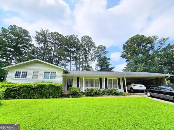 2523 Andover Dr, Dunwoody, GA 30360
