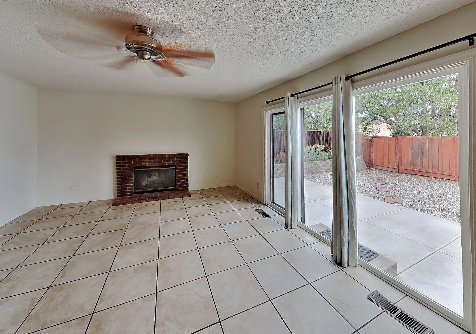 Clayton Valley 4/3 Double-Level Home Available Now! — Photo 4