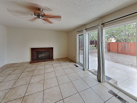 4th image of 1091 Discovery Way