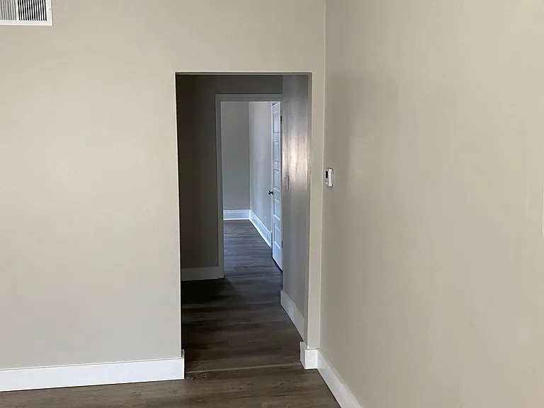 3851 Dewey Ave #2 — Photo 7