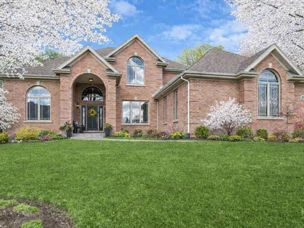 (undisclosed Address), Crystal Lake, IL 60014