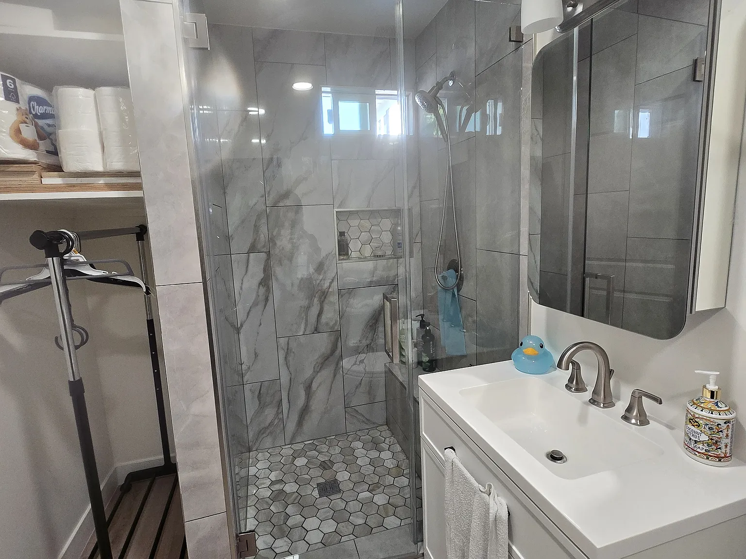 4485A California Ave — Photo 2