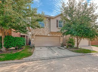 17146 Amarose Dr, Houston, TX 77090