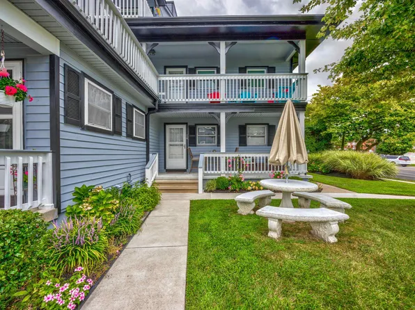 1513 New Jersey Ave APT 1, Cape May, NJ 08204