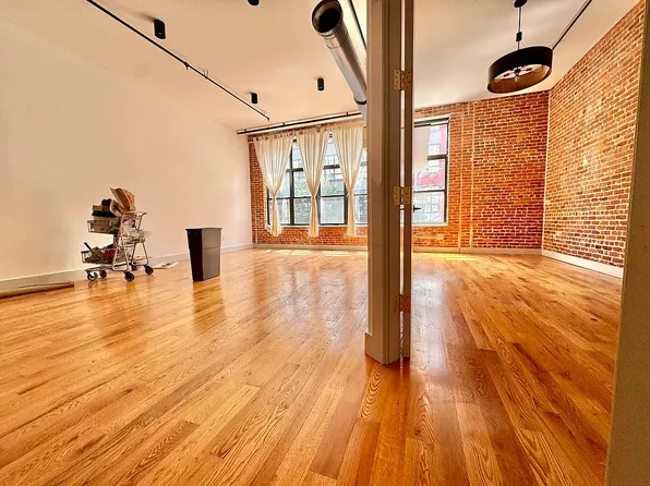 9 Mckibbin Court image 5 of 31