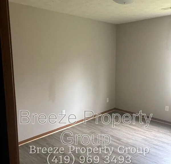 2983 Megan Cir — Photo 10