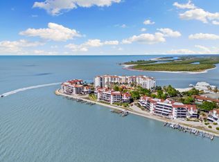 La Peninsula #400, Naples, FL 34113