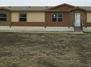 121 Falcon Ridge Dr, Waxahachie, TX 75165