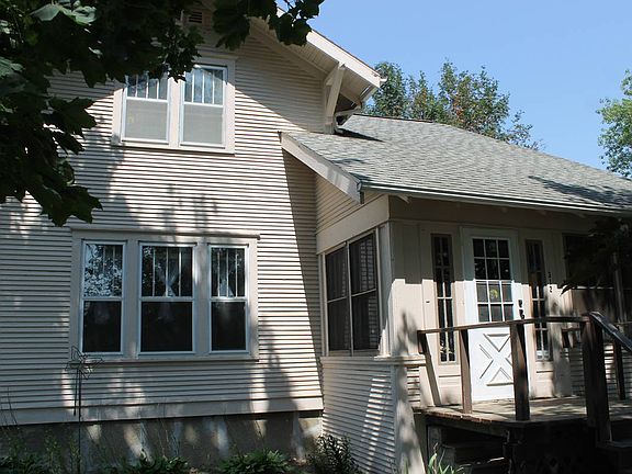 3rd image of 312 E Minnesota Ave