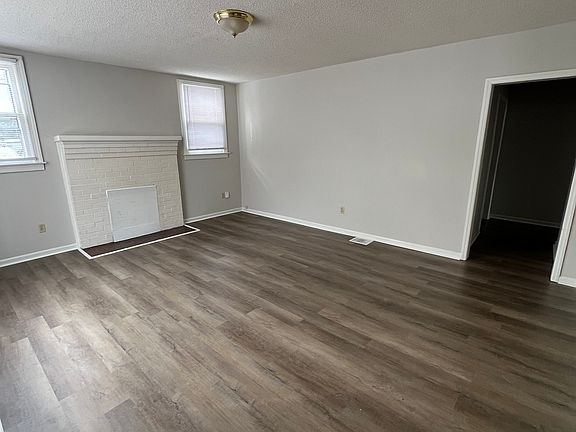 2nd image of 403 S Chester St #A