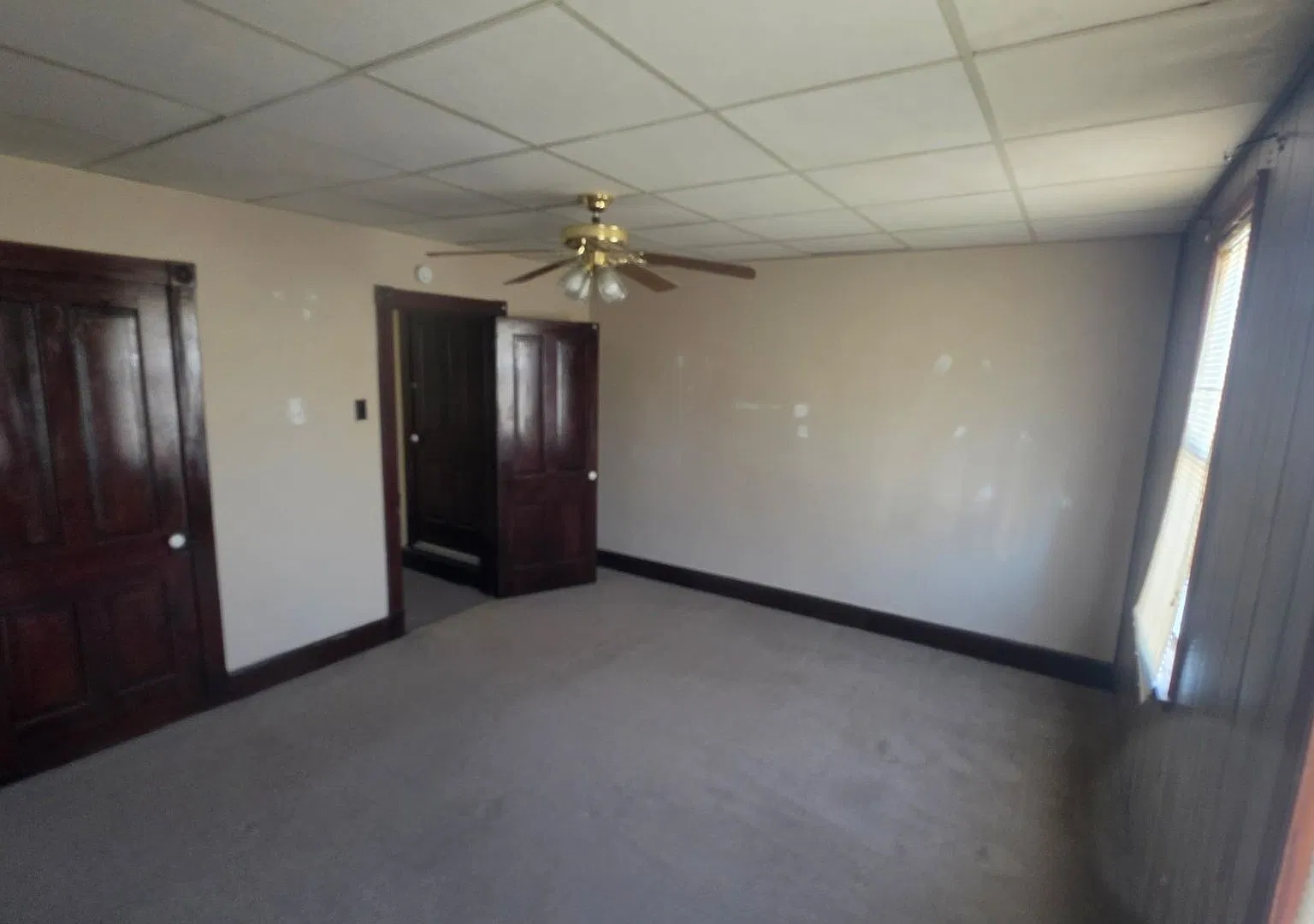 3 bedroom 1.5 bathroom — Photo 2