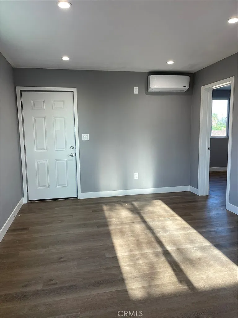 Building Photo - 6542 A El Cortez Ave