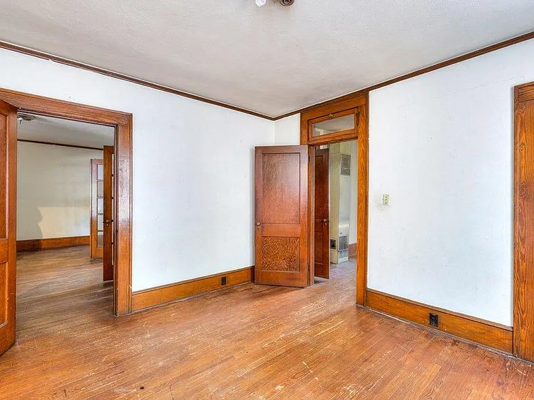 25 W Charlotte Ave #2 — Photo 7