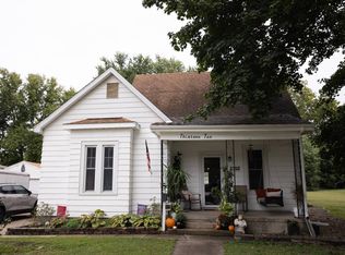 1310 S Clay Ave, Jacksonville, IL 62650