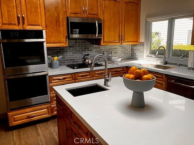 2 bed, 1412 sqft, $7,000 — Photo 4
