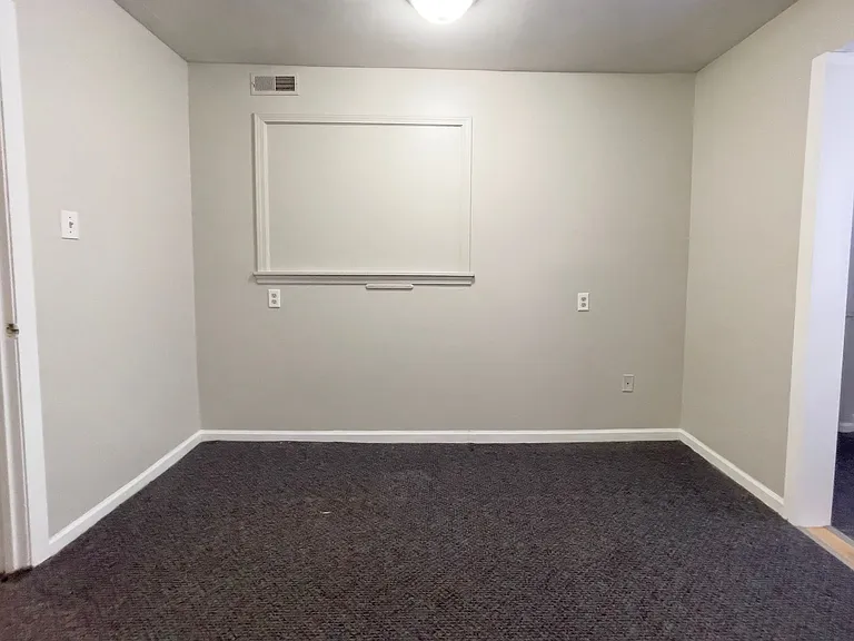 210 S Nichols Ave — Photo 14