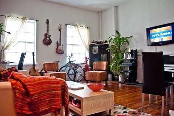 Rented by Town Residential | media 44