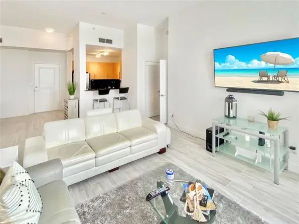 511 SE 5th Ave APT 1910, Fort Lauderdale, FL 33301