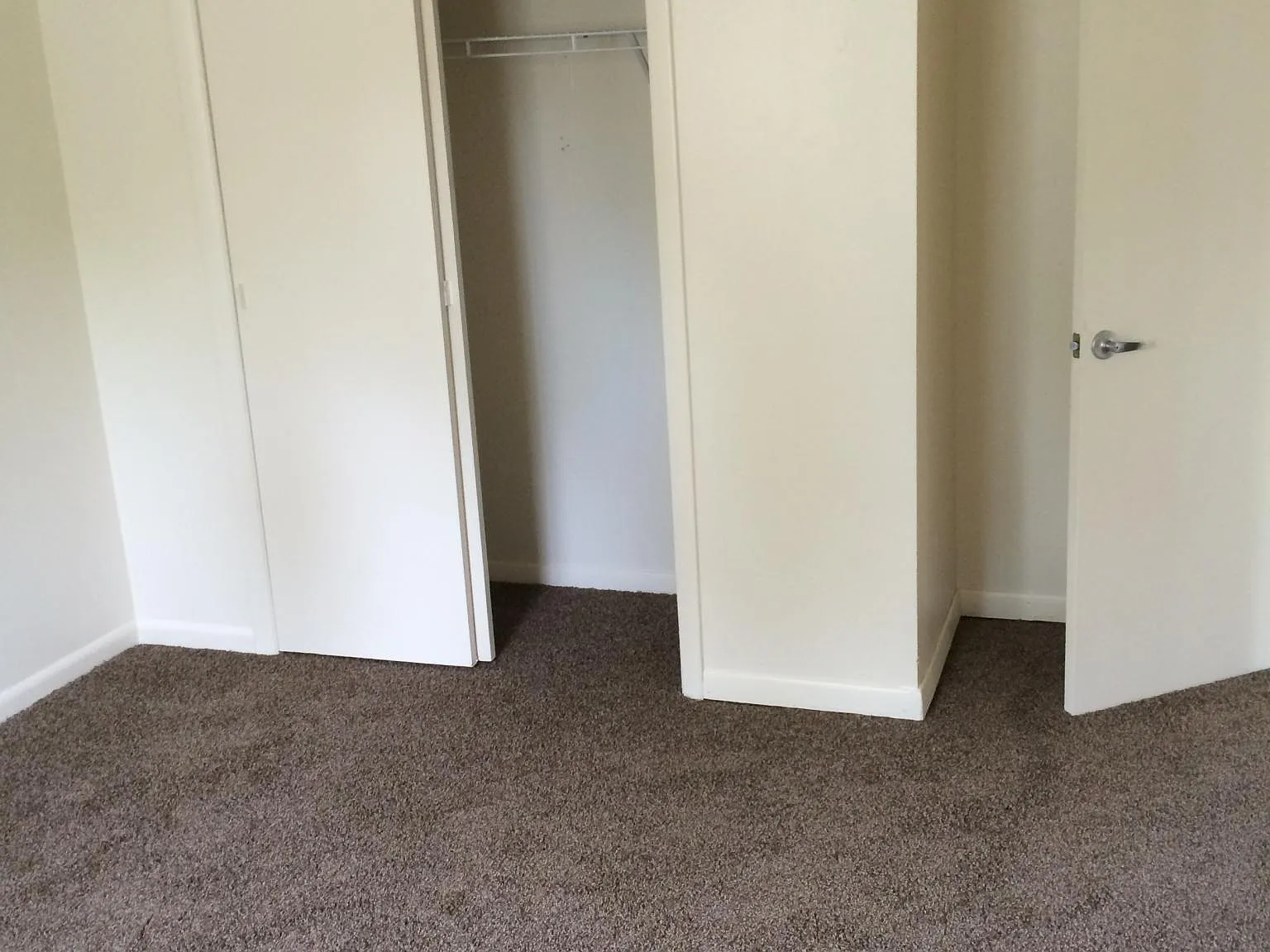 1 bed, 500 sqft, $600 — Photo 3