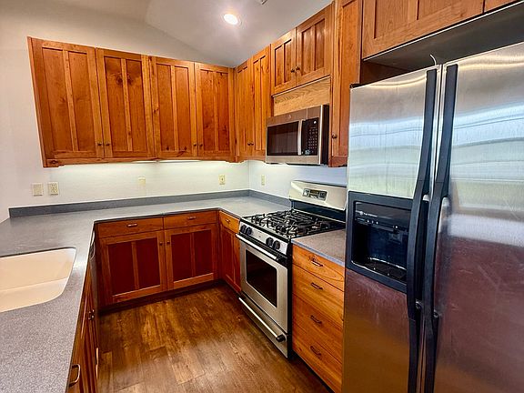 5th image of 16083 Indian Springs Ranch Rd