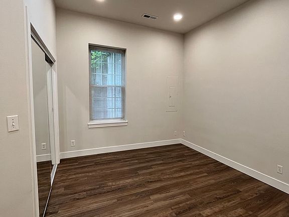 5th image of 1408 Wilson Ave #1