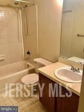 1802 Ravens Crest Dr — Photo 13